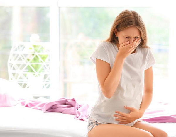 dấu hiệu ốm nghén khi mang thai