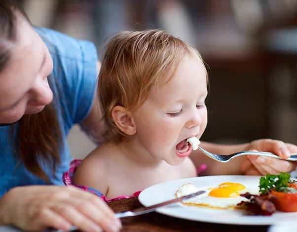 tăng cường vi chất dinh dưỡng cho trẻ nhỏ